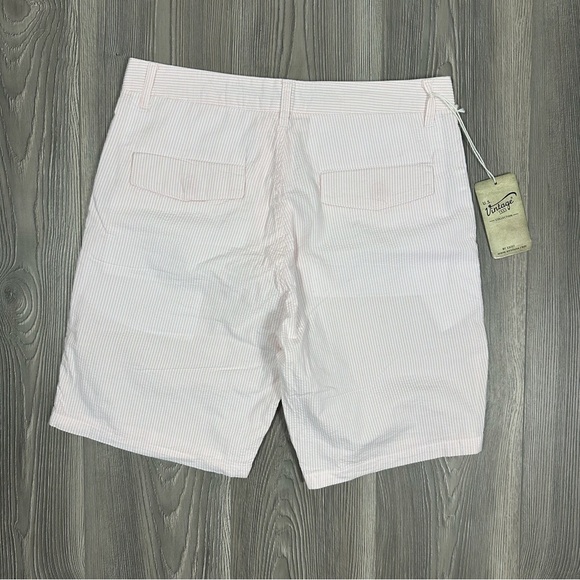 NWT US Vintage by Exist Men’s Pink White Seersucker Shorts Size S Summer Preppy - Picture 3 of 4